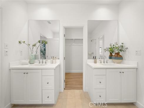 60 Quentin , Irvine, CA