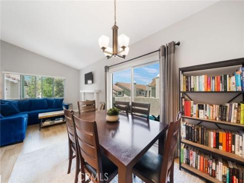 24 Greenmoor 12 , Irvine, CA