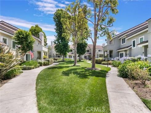 24 Greenmoor 12 , Irvine, CA