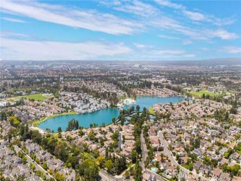 24 Greenmoor 12 , Irvine, CA