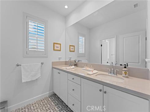 104 Quill , Irvine, CA