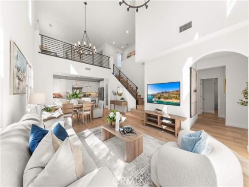 192 Augustine , Irvine, CA
