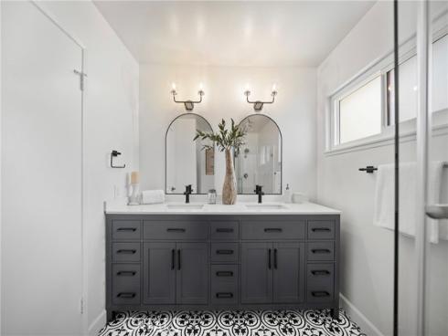 3691 Scottsdale , Irvine, CA