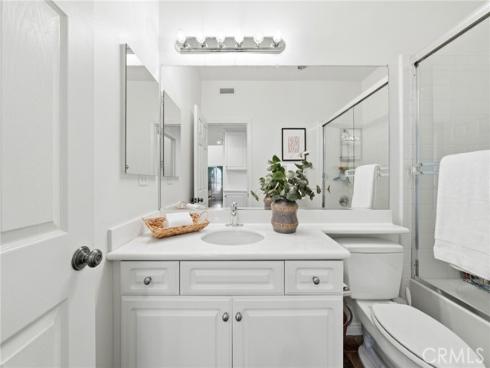 36  Gingerwood  , Irvine, CA