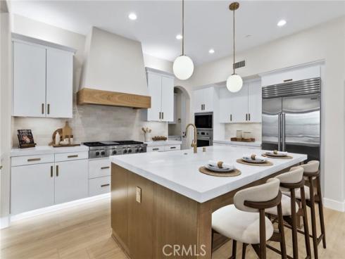 17 Lowland , Irvine, CA