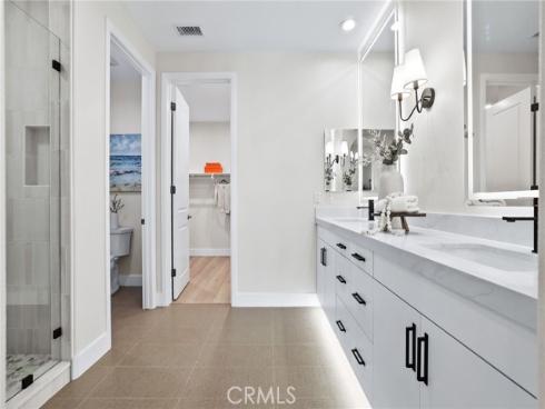 17 Lowland , Irvine, CA
