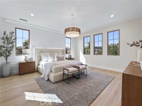 17 Lowland , Irvine, CA