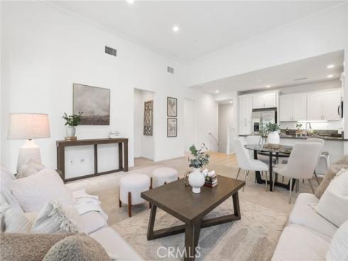 202 Rose Arch , Irvine, CA