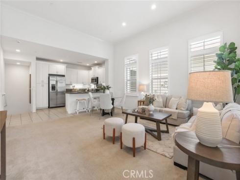 202 Rose Arch , Irvine, CA