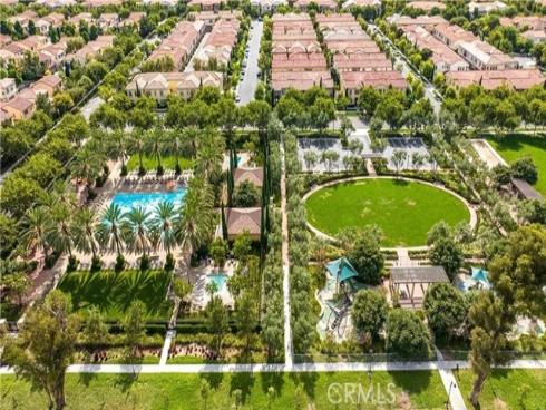 202 Rose Arch , Irvine, CA