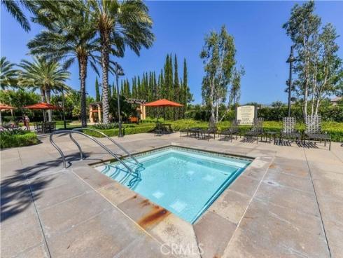 202 Rose Arch , Irvine, CA