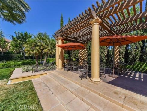 202 Rose Arch , Irvine, CA