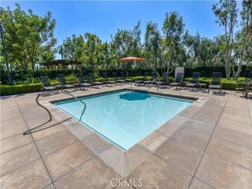 202 Rose Arch , Irvine, CA