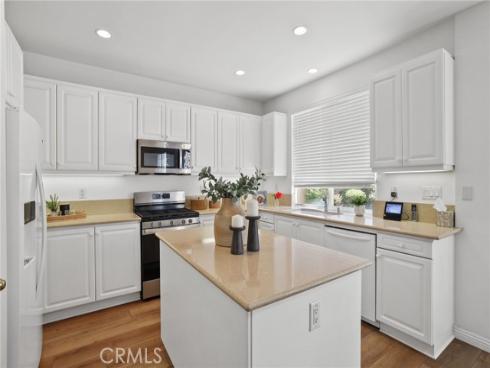 23  Asbury  , Irvine, CA