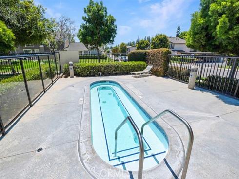 16 Greenfield , Irvine, CA