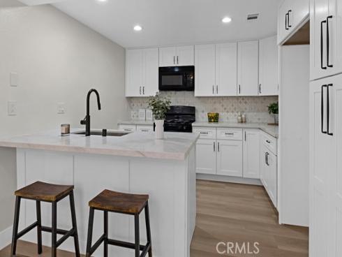 16 Greenfield , Irvine, CA