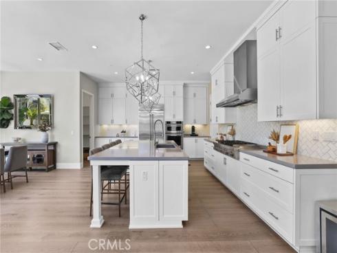 105 Summerland , Irvine, CA