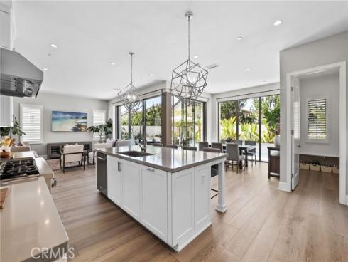 105 Summerland , Irvine, CA