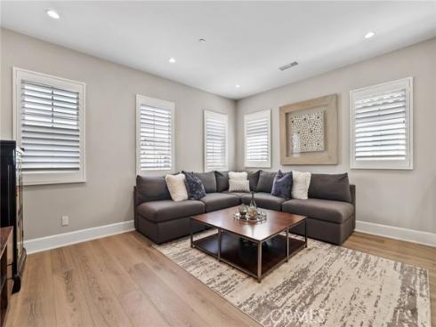 105 Summerland , Irvine, CA