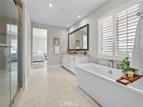 105 Summerland , Irvine, CA