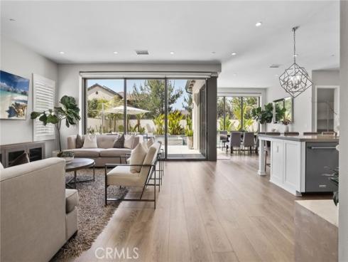 105 Summerland , Irvine, CA