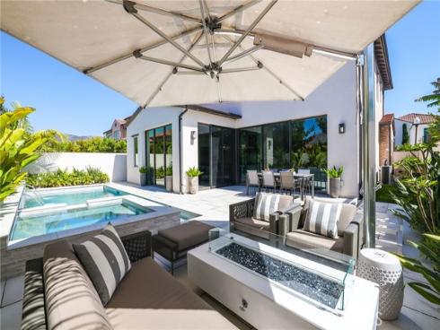 105 Summerland , Irvine, CA