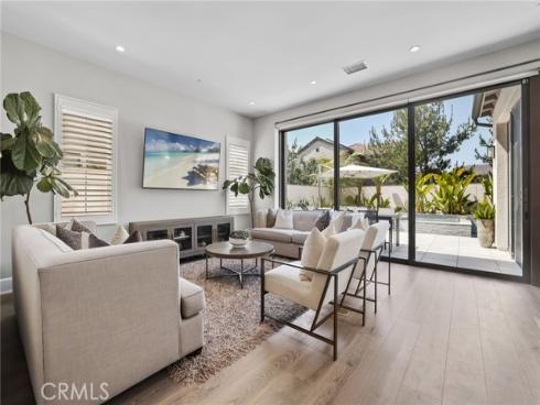 105 Summerland , Irvine, CA