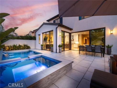105 Summerland , Irvine, CA