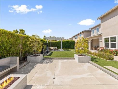60 Harlow , Irvine, CA