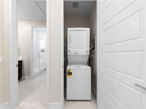 60 Harlow , Irvine, CA
