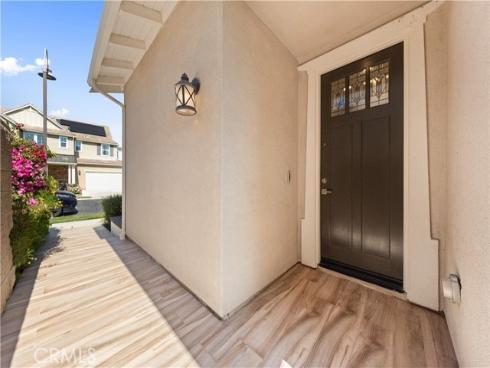 60 Harlow , Irvine, CA