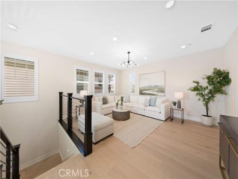 60 Harlow , Irvine, CA