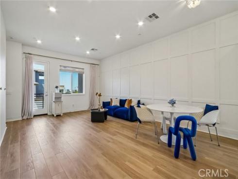 275 Sash , Irvine, CA