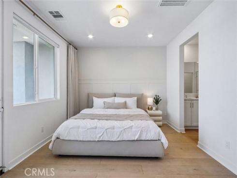 275 Sash , Irvine, CA