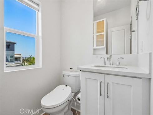 275 Sash , Irvine, CA