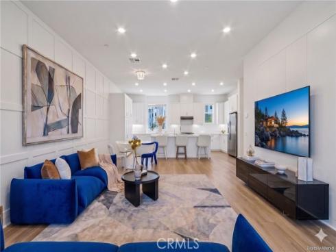 275 Sash , Irvine, CA