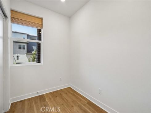 275 Sash , Irvine, CA