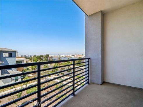 275 Sash , Irvine, CA
