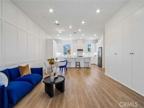 275 Sash , Irvine, CA
