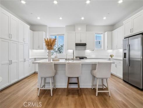 275 Sash , Irvine, CA