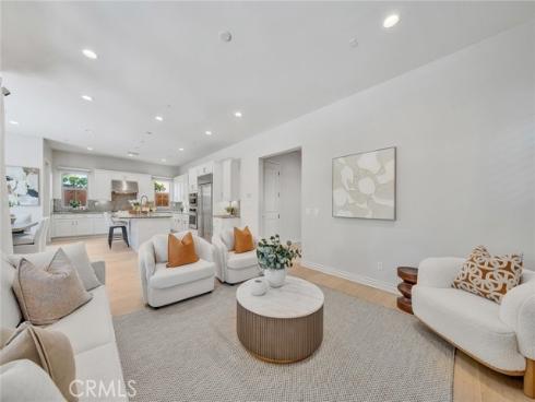 116 Cordial , Irvine, CA