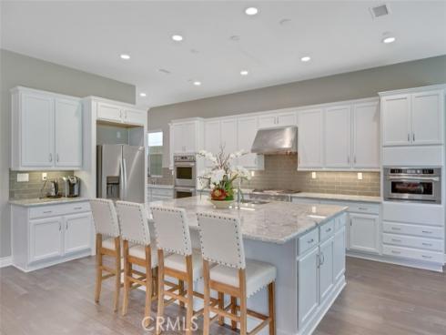 60 Dunmore , Irvine, CA