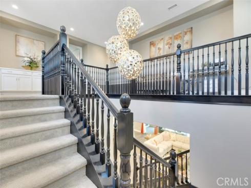 60 Dunmore , Irvine, CA