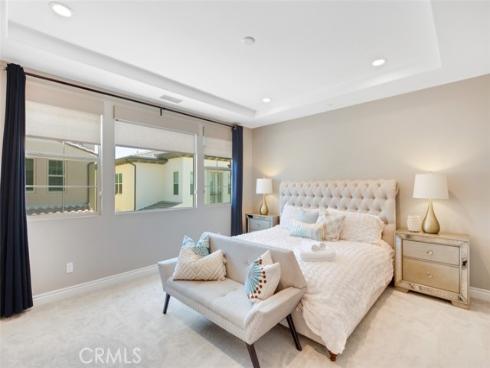 60 Dunmore , Irvine, CA