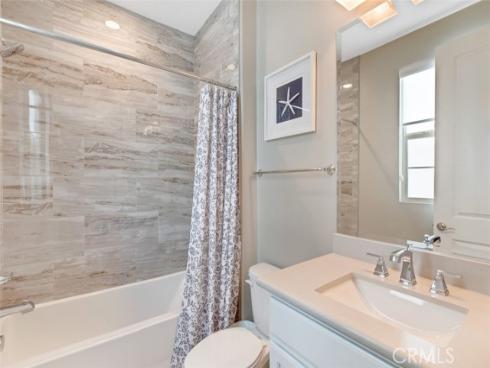 60 Dunmore , Irvine, CA