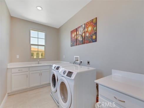 60 Dunmore , Irvine, CA