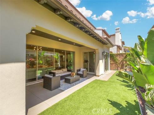 60 Dunmore , Irvine, CA