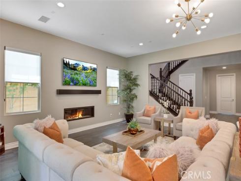 60 Dunmore , Irvine, CA