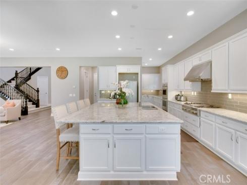 60 Dunmore , Irvine, CA