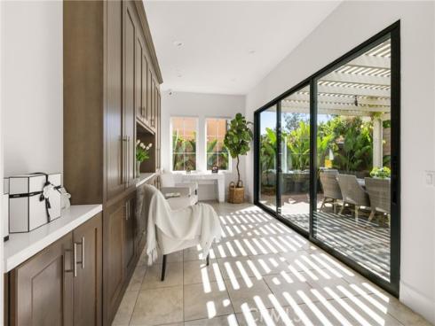 65 Glacier Valley , Irvine, CA